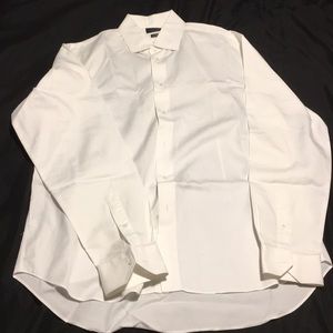 Zara Men’s tailored fit white dress shirt